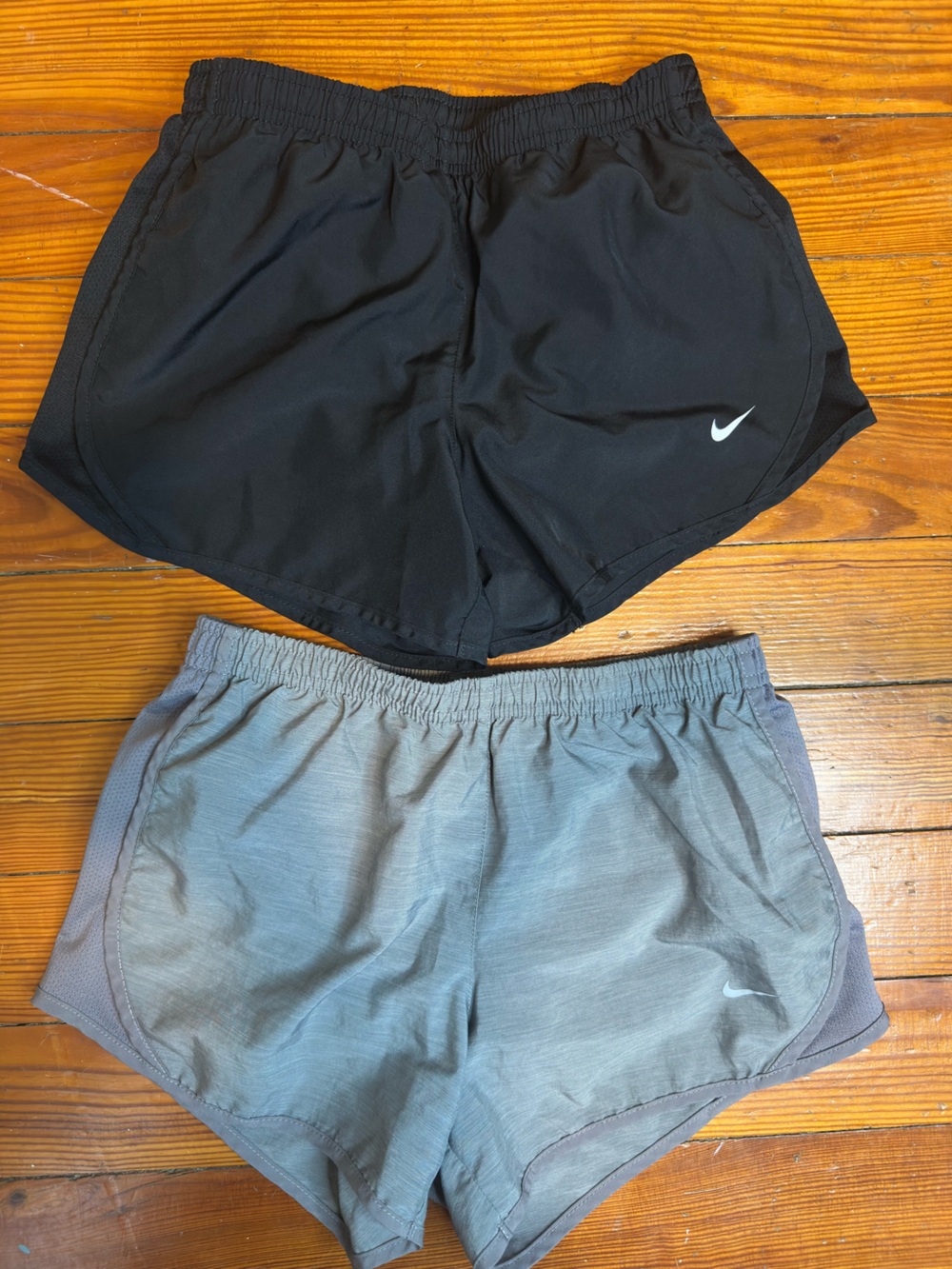 Nike Girls Dri-FIT Tempo Running Shorts 2-Pack Lot - Black & Gray Size M